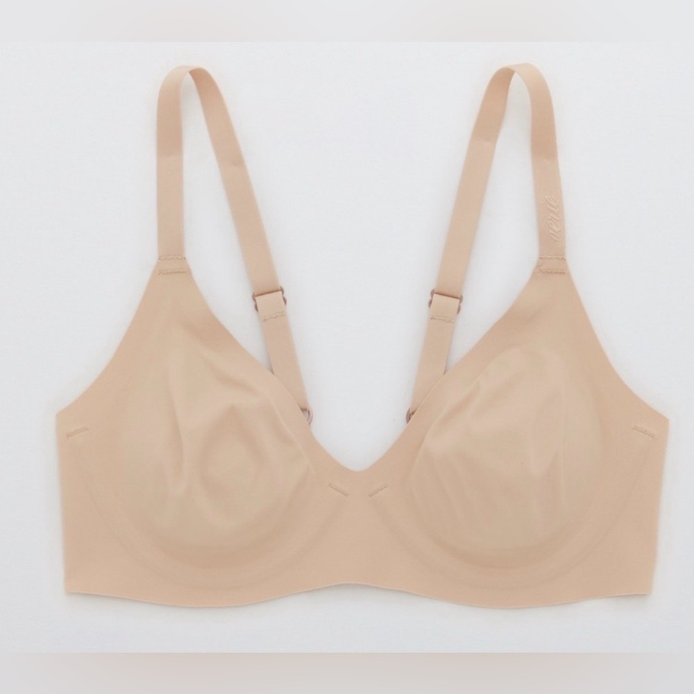 NWT Aerie Smoothez Plunge Bra Size 32D